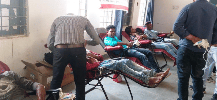 Government College Balod Blood Donation Camp photo 4